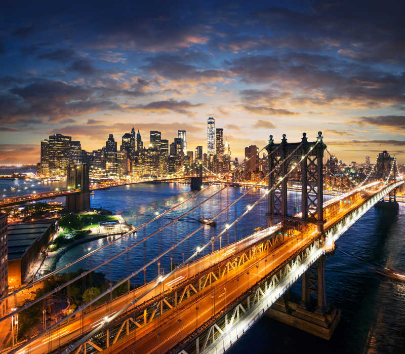 美丽的曼哈顿夜间城市风光