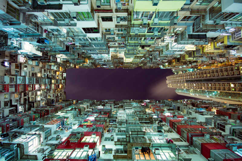 仰视角的高层住宅建筑