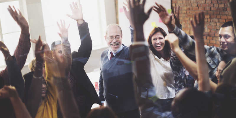 企业团队庆祝成就