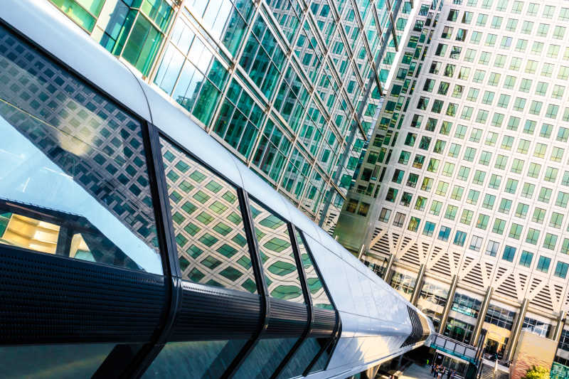 伦敦金丝雀码头人行桥建筑