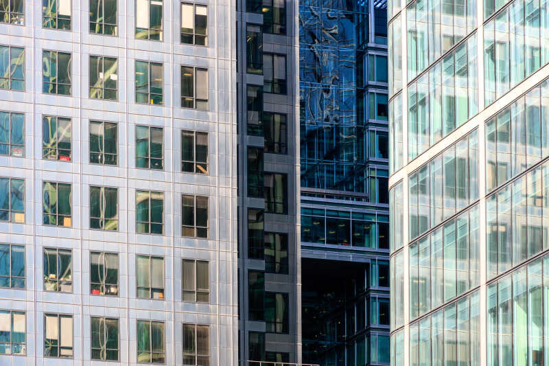 恢宏的办公楼建筑