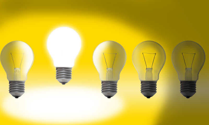 代表想法创意的灯泡