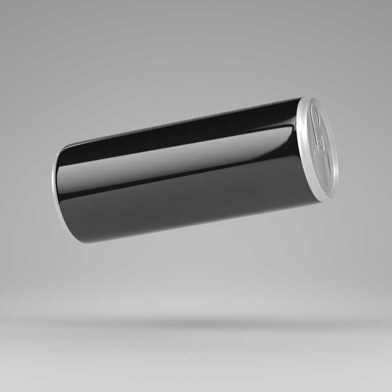 半空中的黑色苏打水饮料罐