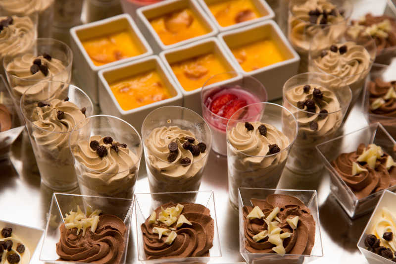 奶油甜点与糖果