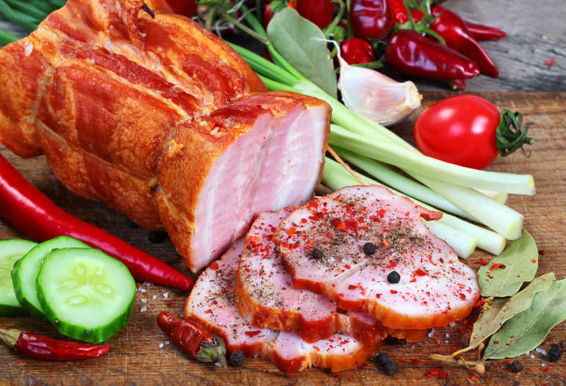 火腿与蔬菜