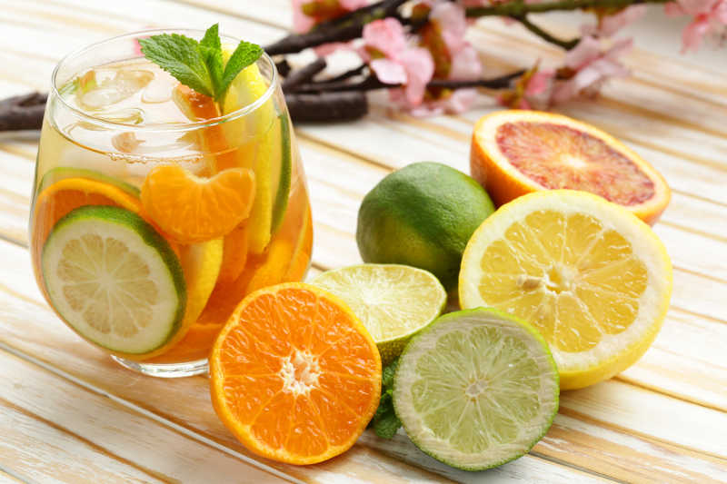 自制水果柠檬橙子饮料