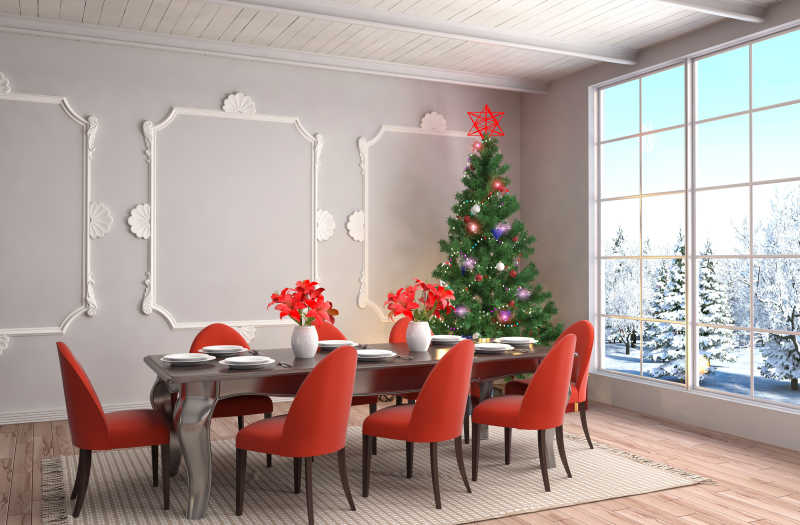 窗子旁边的圣诞树