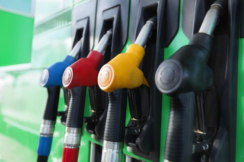 加油站的燃油泵