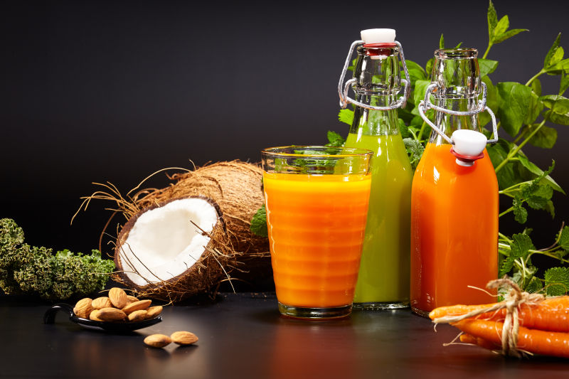 有机健康蔬菜汁和蔬菜