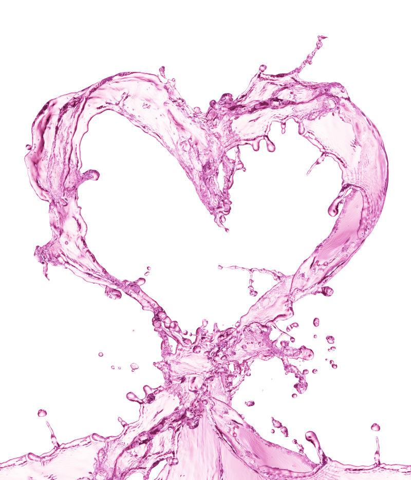 白色背景中粉色心形水