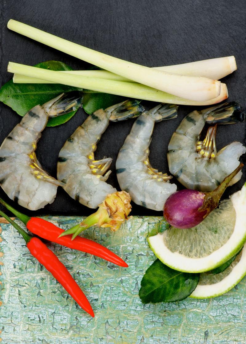 烹饪大虾的食材