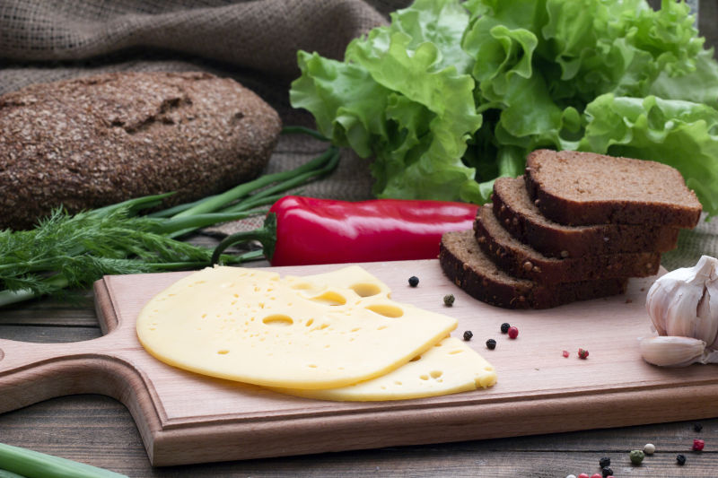 黑面包与奶酪