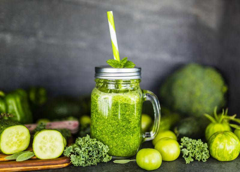 美味的蔬菜冰沙