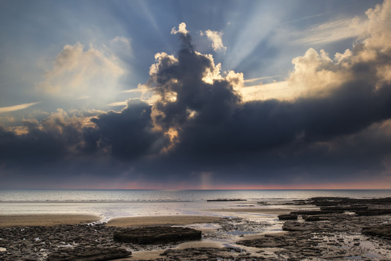 天空美丽的日出风景