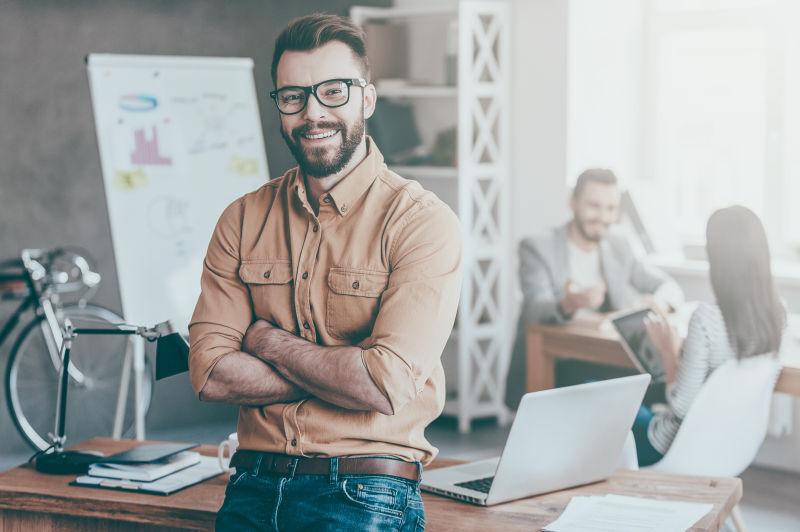 办公室的工作团队