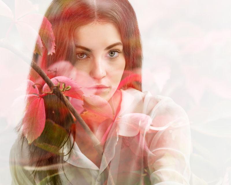 漂亮的鲜花和美丽的女孩的双重曝光