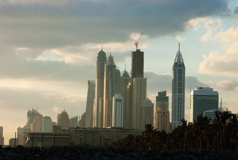 迪拜码头的傍晚