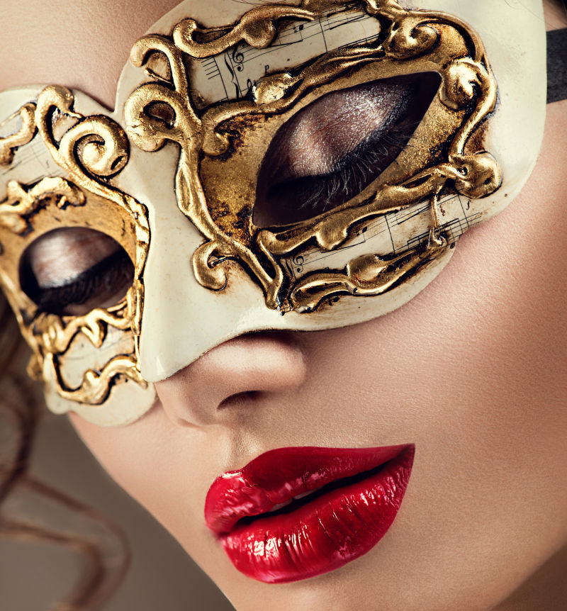 系列 一 戴着金色面具红色嘴唇的美女(10张图片)
