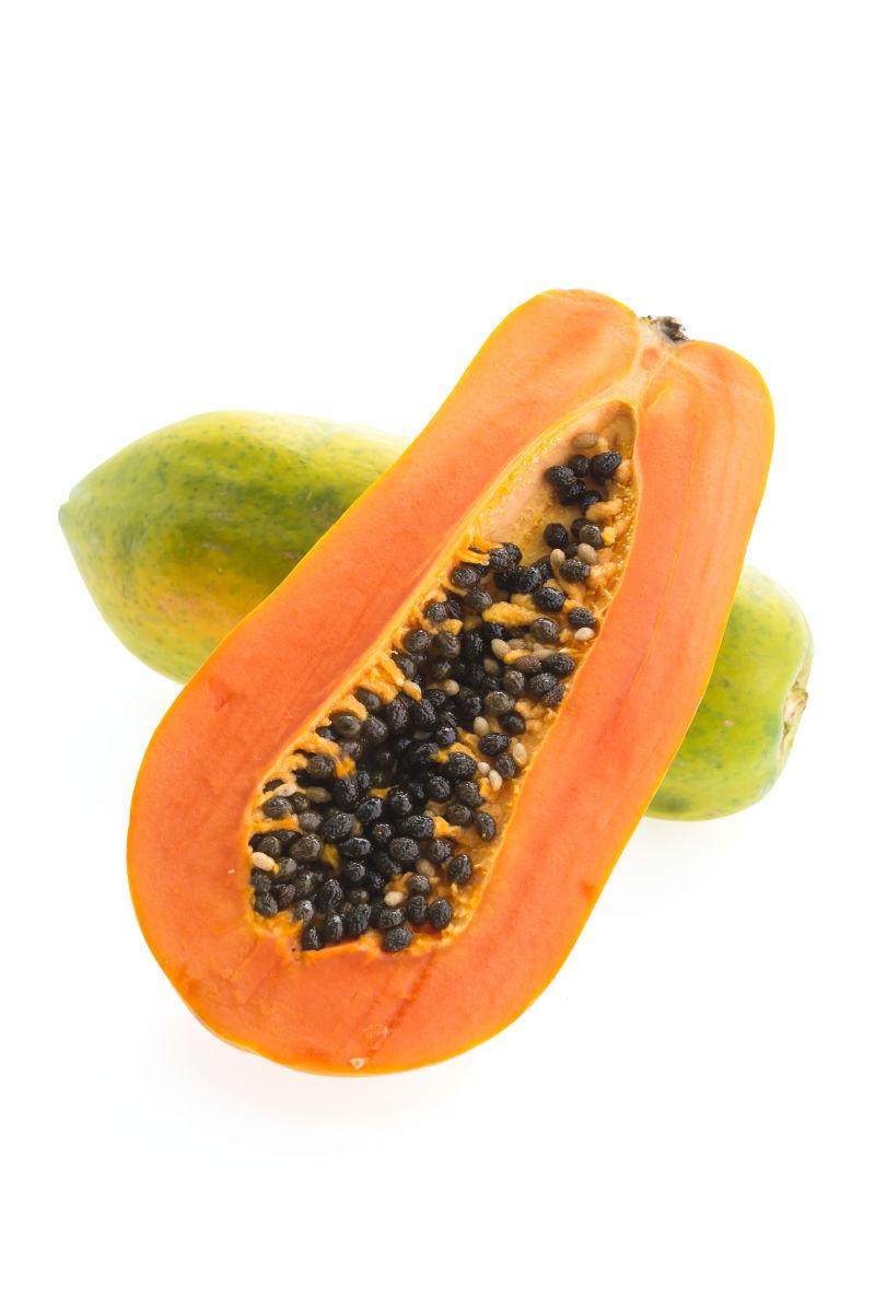 白色背景中的瓜果实