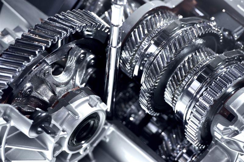 发动机内啮合运行的齿轮