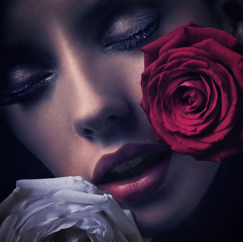 神秘奢华的美女