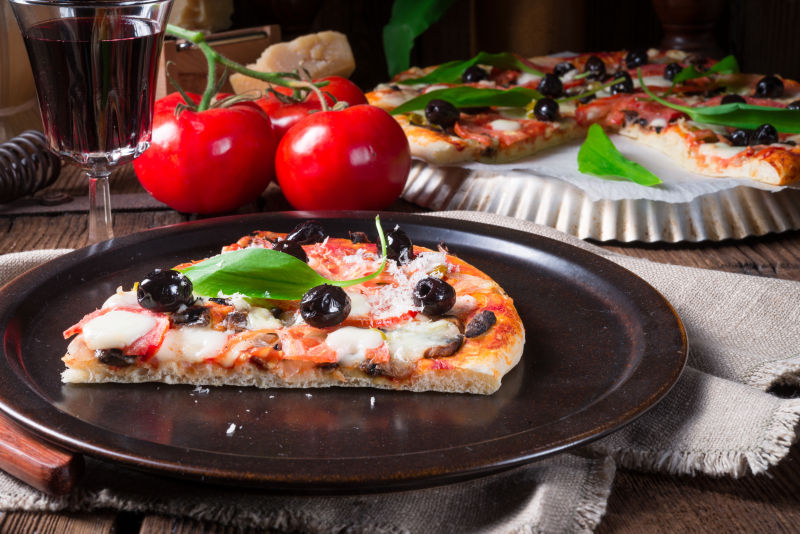 浓浓芝士披萨饼