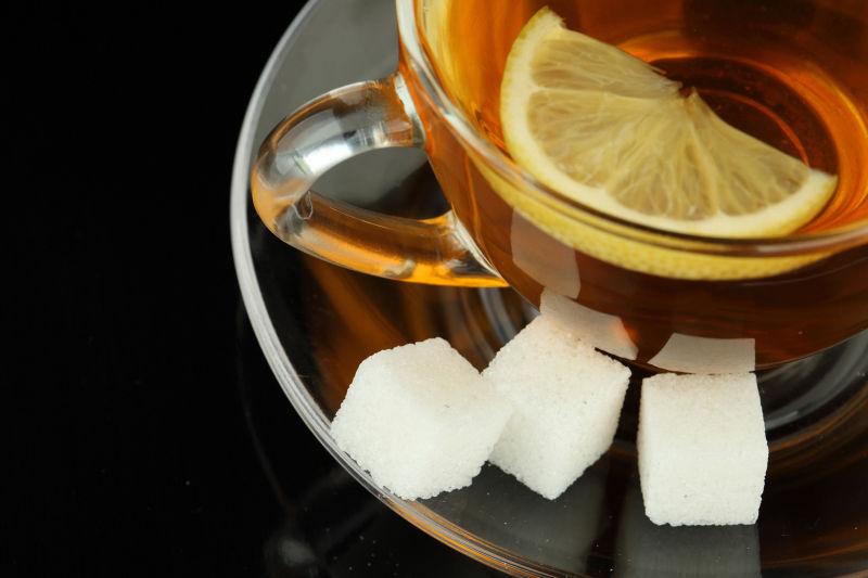 柠檬茶与方糖