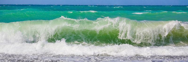 绿色海浪