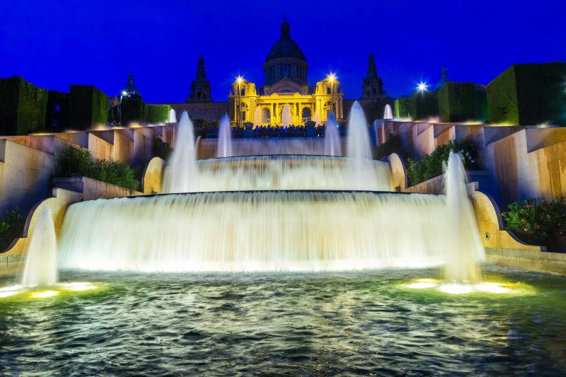 巴塞罗那喷泉灯光秀