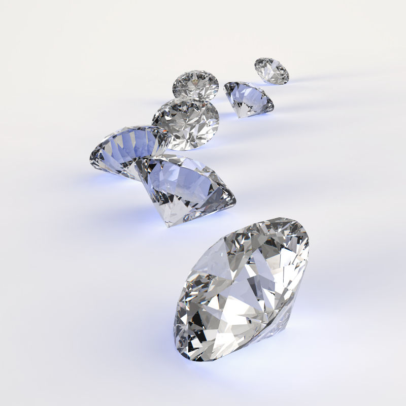 大小各异的钻石