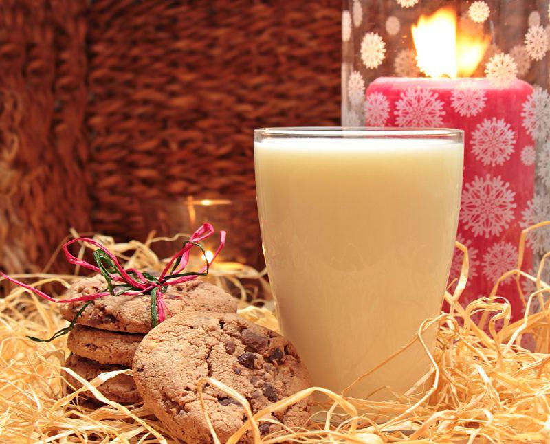 美味的早餐与蜡烛