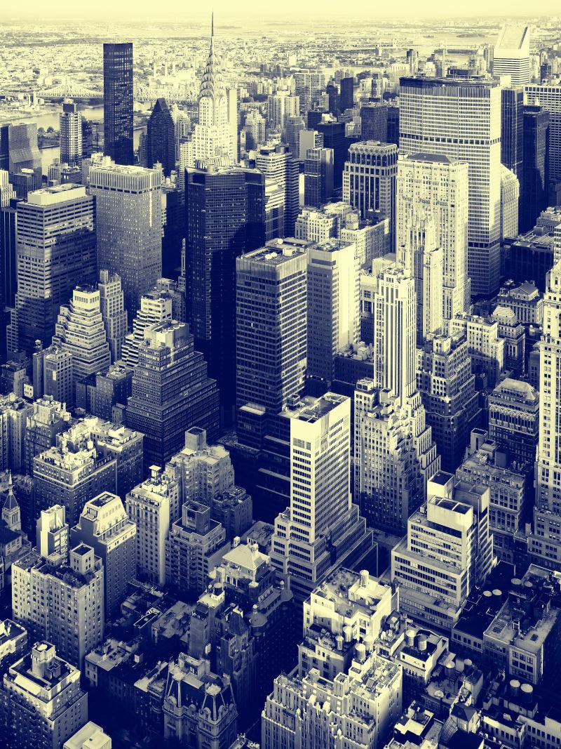 纽约市中心摩天大楼的双重色调影像