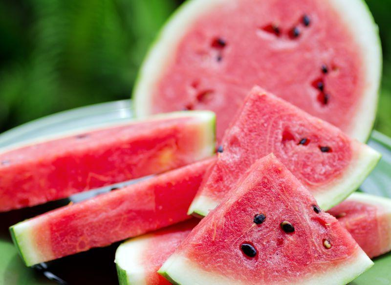 新鲜多汁的西瓜