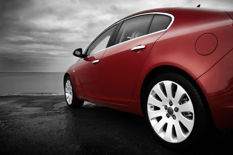 红色的豪华汽车