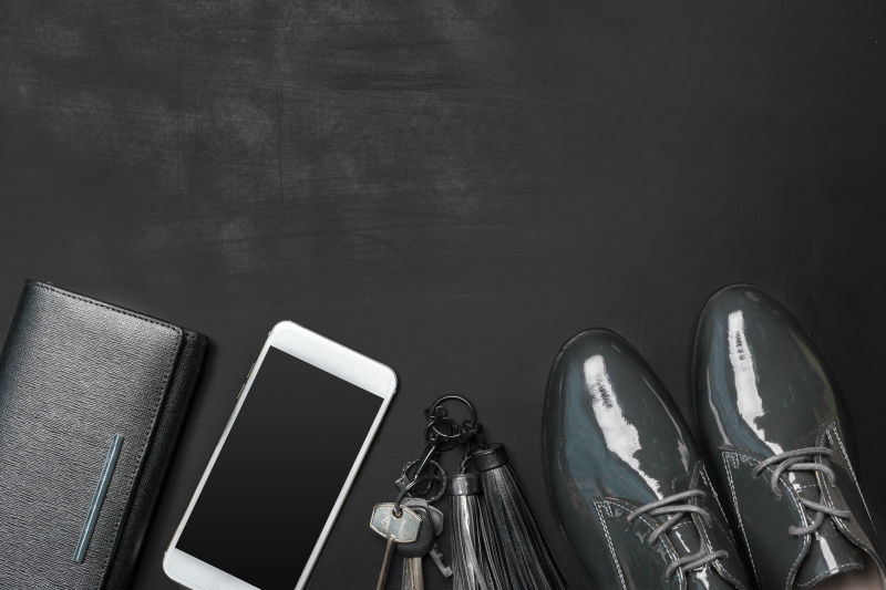 男士皮鞋与配件