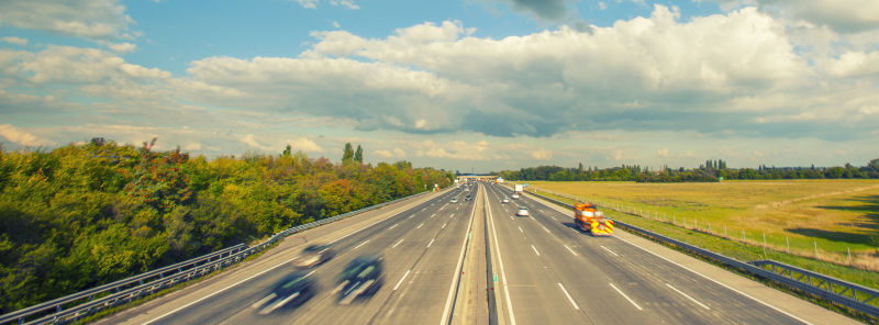 高速公路上的车辆