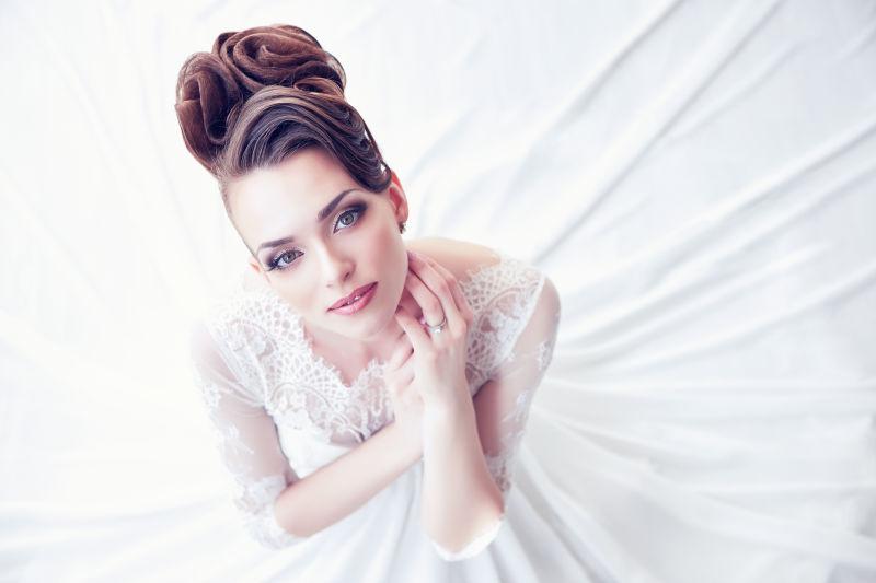 漂亮的外国新娘