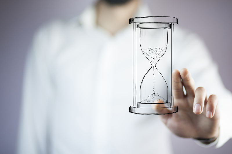 手和沙漏