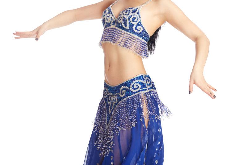 白色背景上的蓝色肚皮舞美女