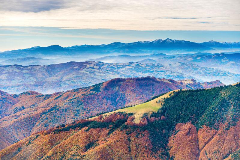 壮观的山脉风景