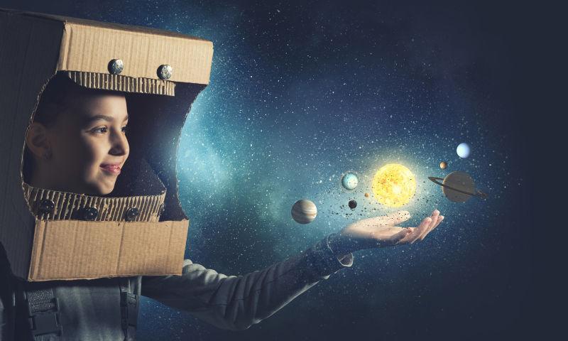 想成为宇航员的女孩