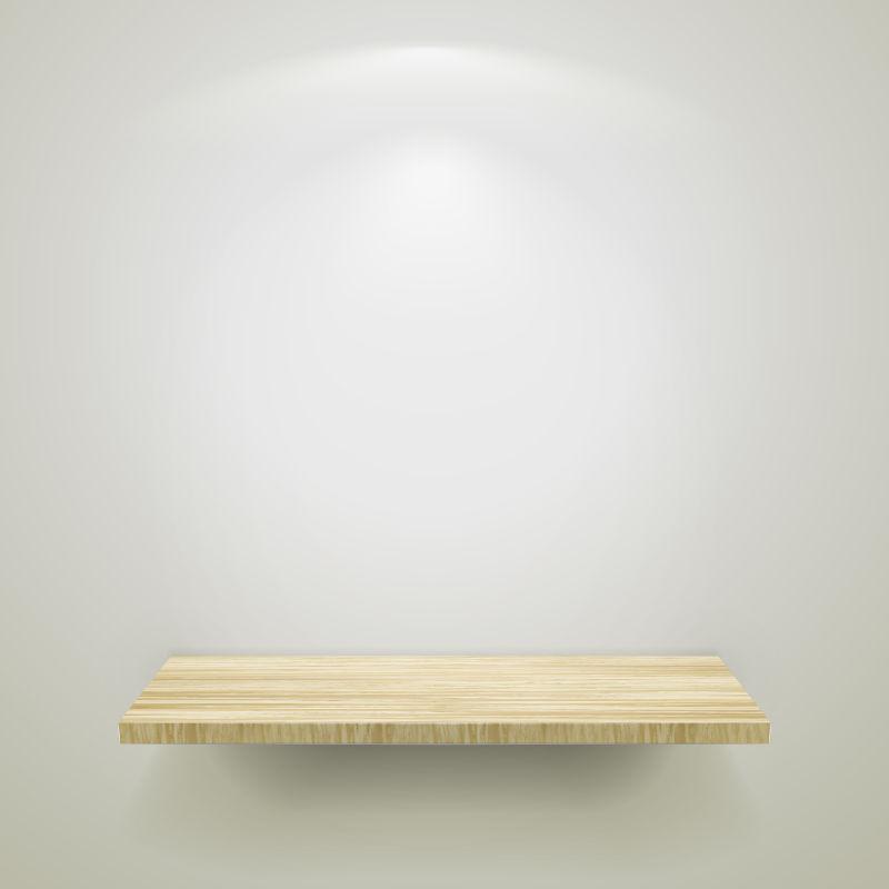 带轻灯的空木架