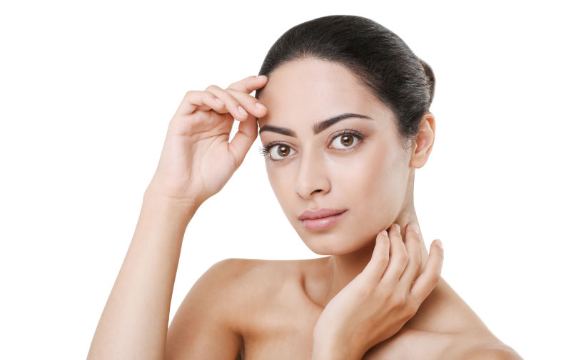 头转左侧的美女