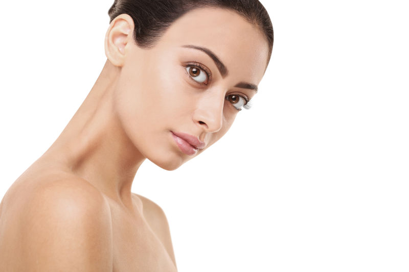 看向右侧方的美女