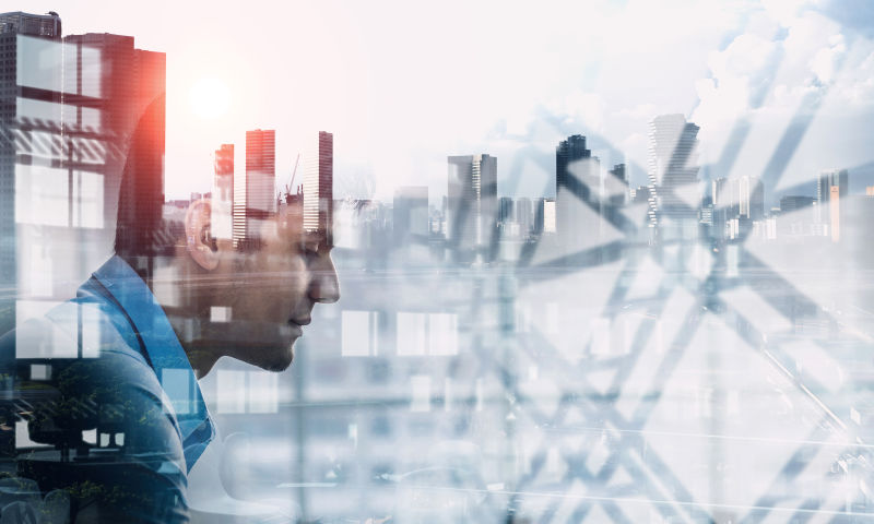 曝光下的商人与建筑