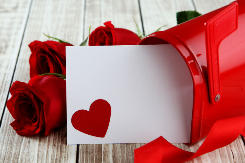 可爱的红色邮箱