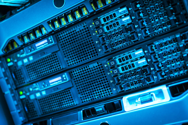 数据中心的服务器设备