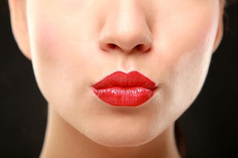 专业嘴唇化妆美女