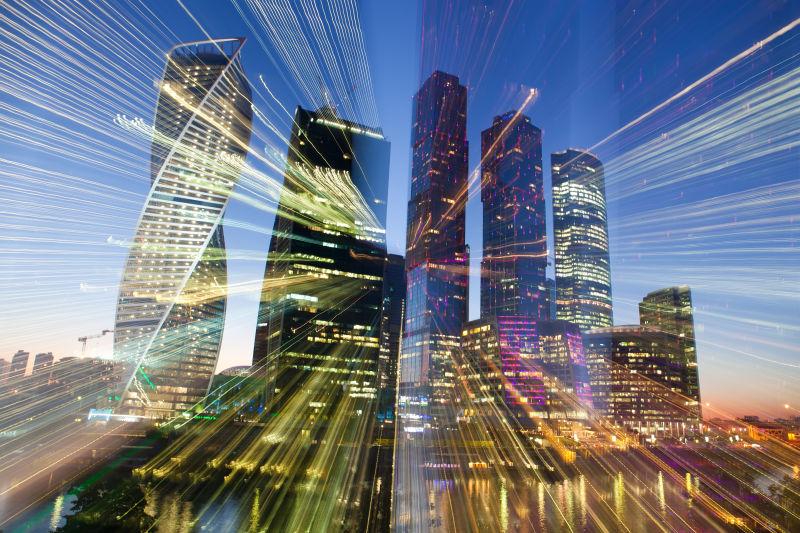 莫斯科市现代商业摩天大楼夜景