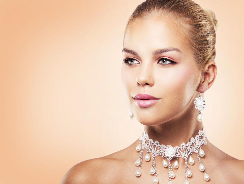 美女迷人的眼神